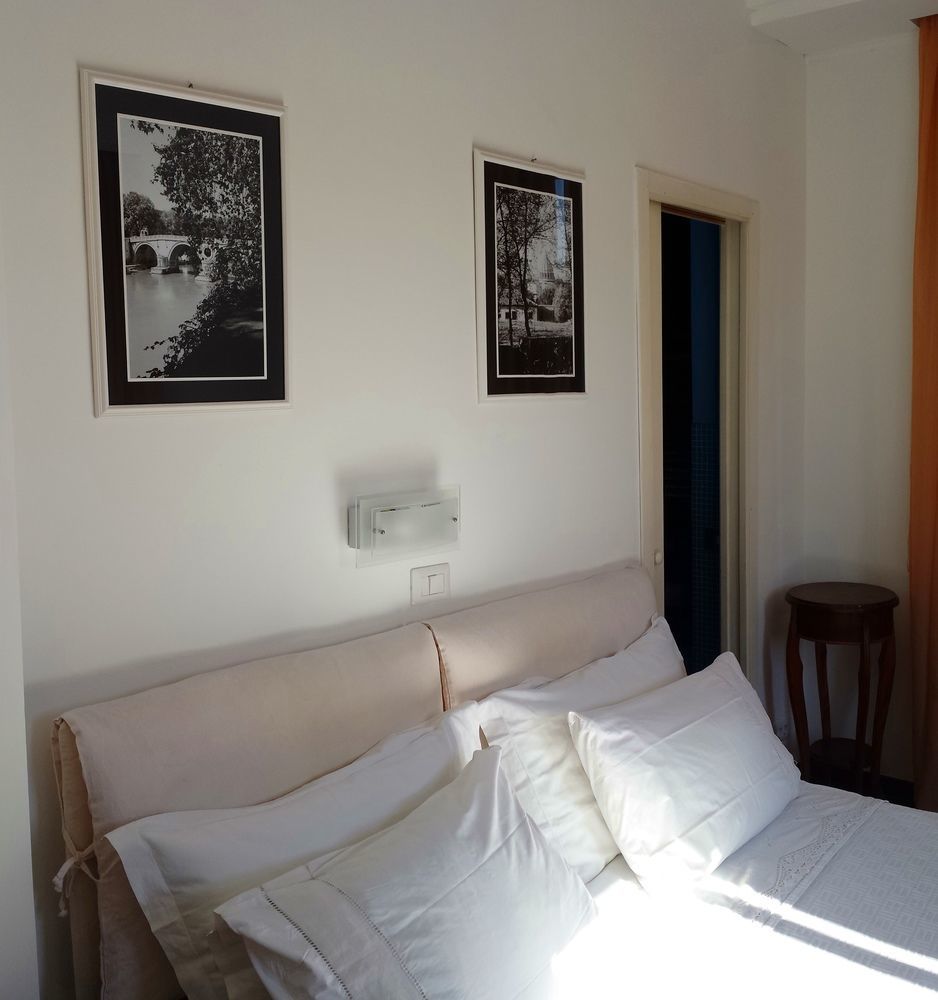 Emi'S Guest House Рим Экстерьер фото